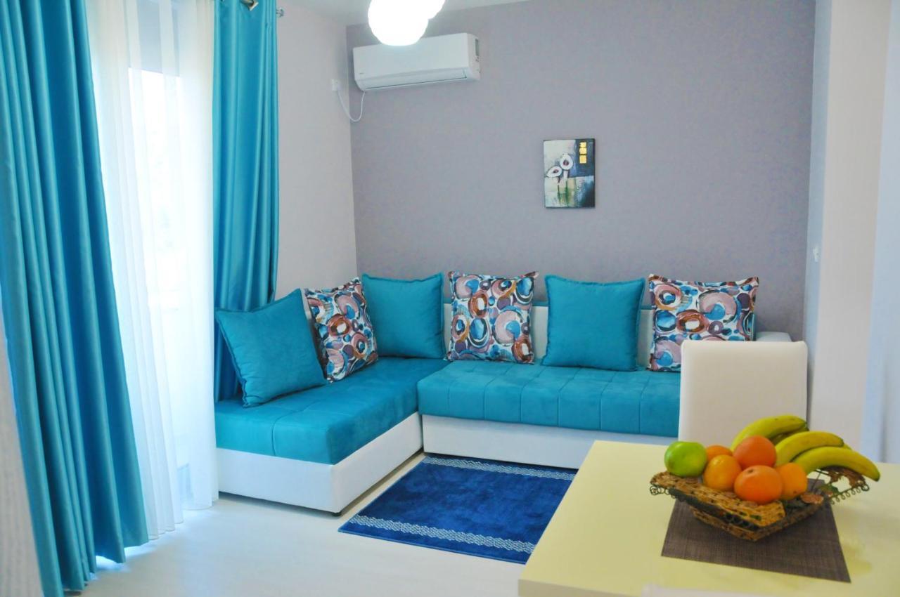 Apartments Ambassador Ulcinj Extérieur photo